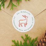 Returadressen Red Reindeer Scandinavian Grönt  Runt Klistermärke<br><div class="desc">Chic Skandinaviska helgdag returadressetikett runt klistermärken. Med en klassisk röd,  handdragen julklump med dina adress-detaljer som cirkulerar i grönt.</div>