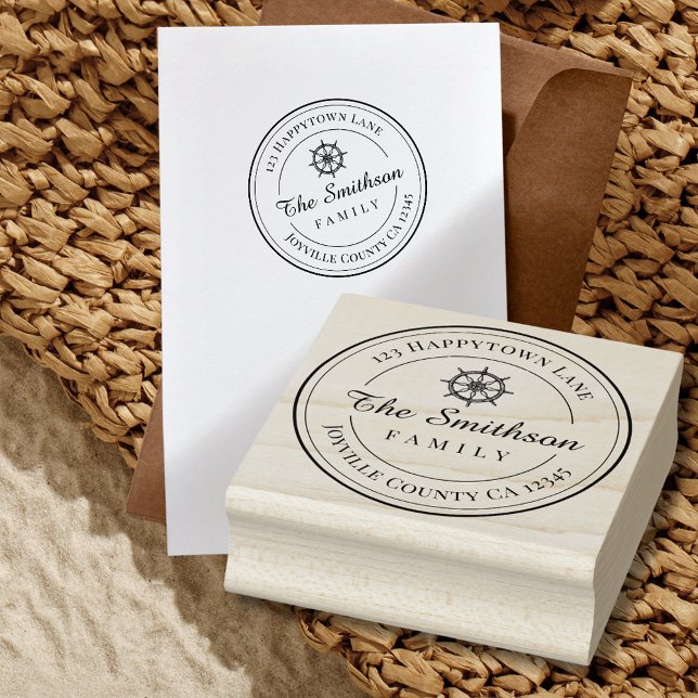 Returadressen Wood Art Frimärke i Nautical Family Stämpel (Return Address Wood Art Stamp with nautical ship wheel graphic)