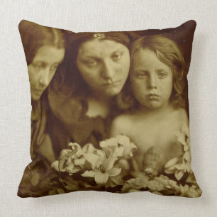 Returen efter tre dagar, c.1865 (sepiafotoet) kudde
