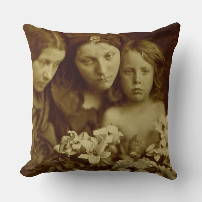 Returen efter tre dagar, c.1865 (sepiafotoet) kudde (Framsida)