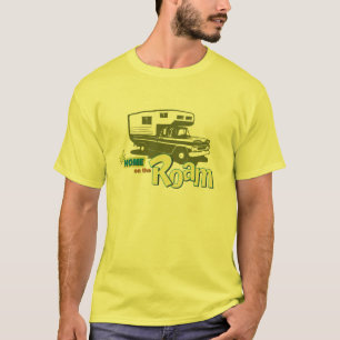 Returnera på den retro pickupa camparelastbilen R Tee