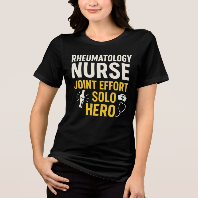 Reumatologi Nurse Funny T-Shirt (Framsida)