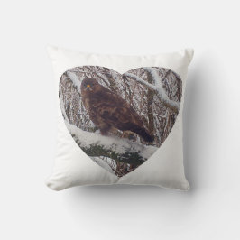 Reversible Buzzard on Snowy Gren in Heart Kudde