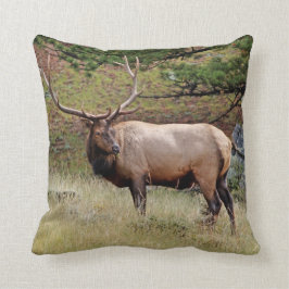 Reversible Elk and Hjort on a Pillow Kudde