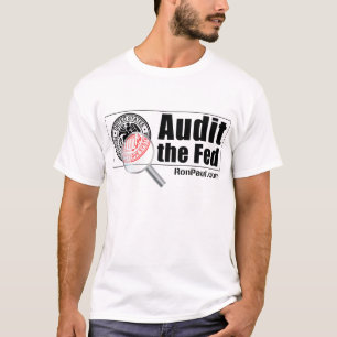 Revidera den matade T-tröjamanlign T-shirt