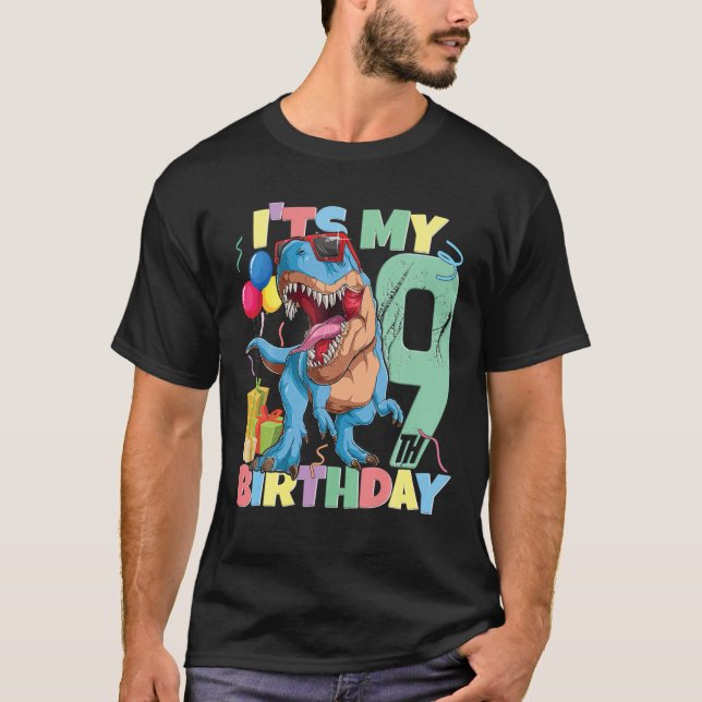 Rex 9:e födelsedag Flicka 9 år 2013 Dinosaur T Shirt (Framsida)