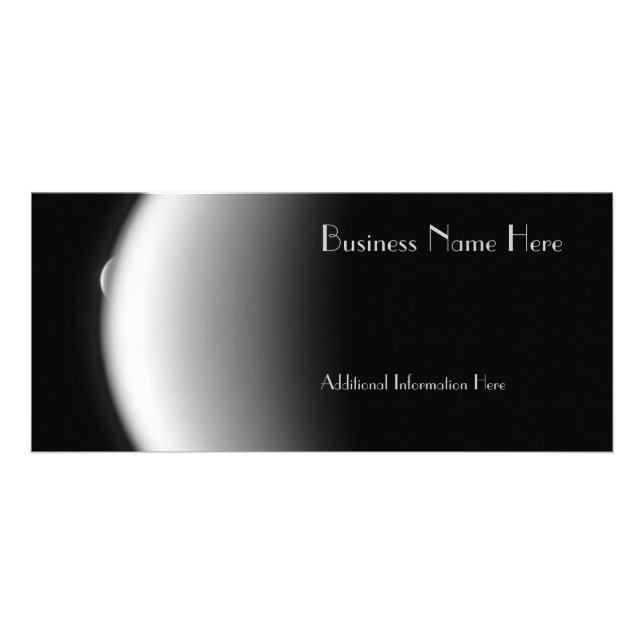 Rhea dyker upp från tiotan 2012-kalenderns rackkor reklamkort (Framsidan)