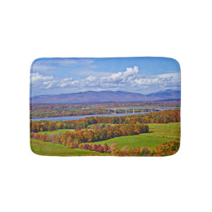 Rhinecliff Bridge i fallet Badrumsmatta