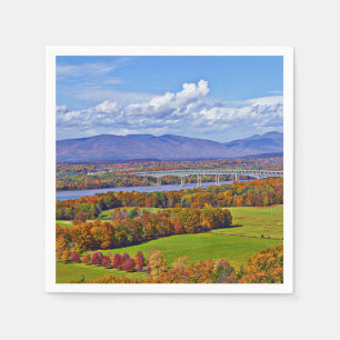 Rhinecliff Bridge i fallet Pappersservett