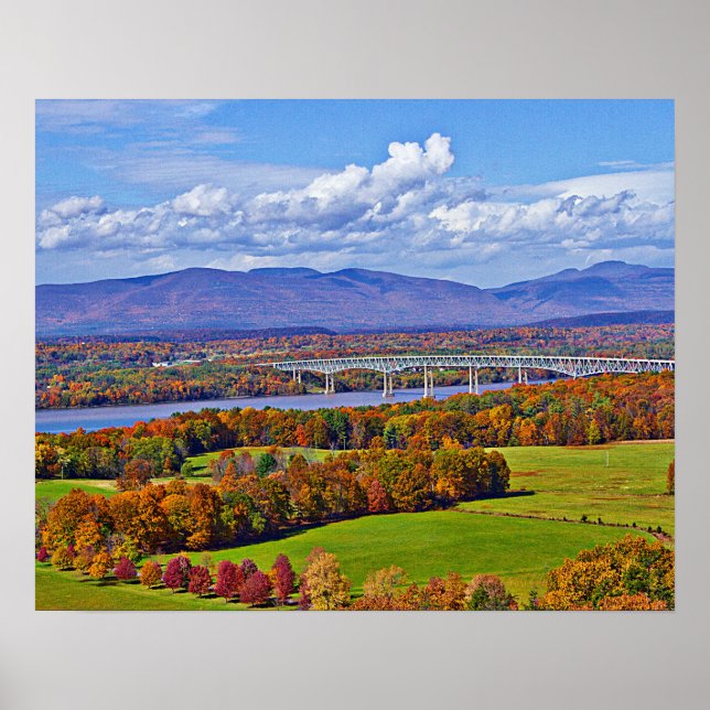 Rhinecliff Bridge i fallet Poster (Framsidan)