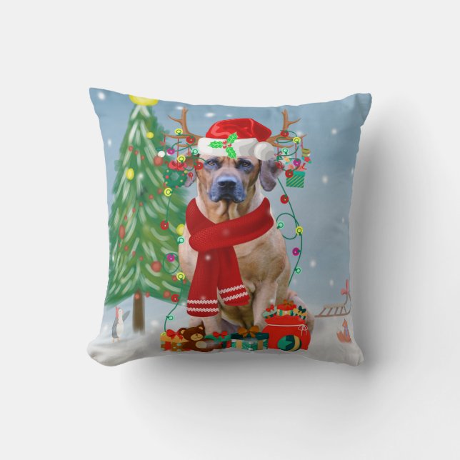 Rhodesian Ridgeback Dog in Snow Christmas Gift  Kudde (Framsida)