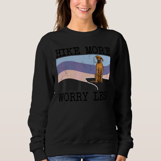 Rhodesian Ridgeback Gå mer, oroa dig mindre Grafis T Shirt (Framsida)