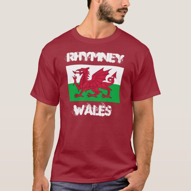 Rhymney, Wales med Welsh flagga Tee Shirt (Framsida)