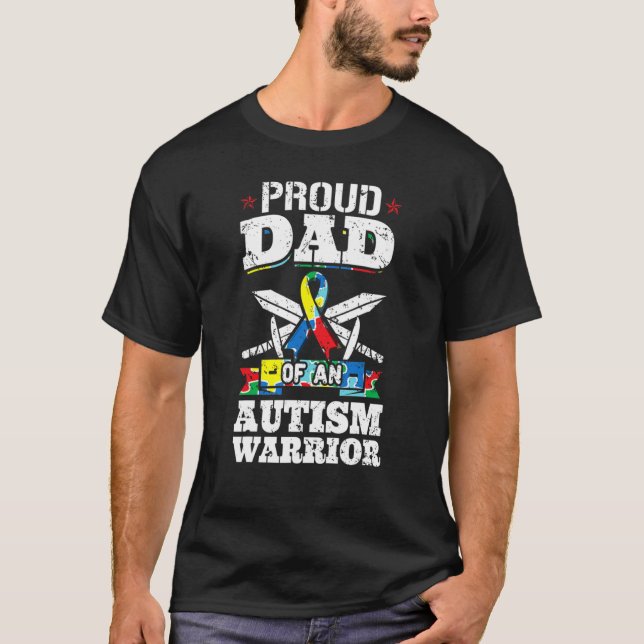 Ribbon Proud Pappa i en autism W T Shirt (Framsida)