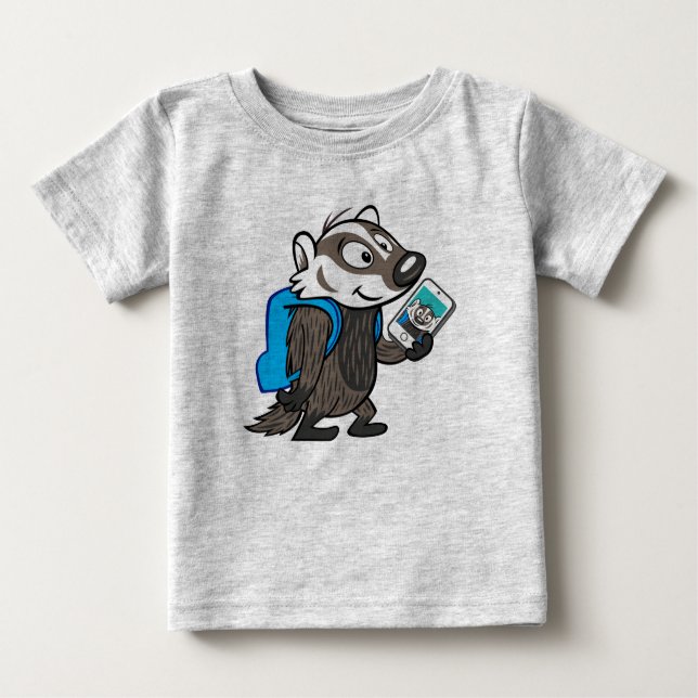 Ricky Raccoon | Boomer Badger Selfie T Shirt (Framsida)
