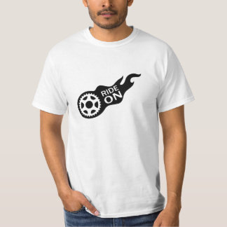 Rid På Alltid – Cyklarmentalitet och Frihetsflöde T Shirt