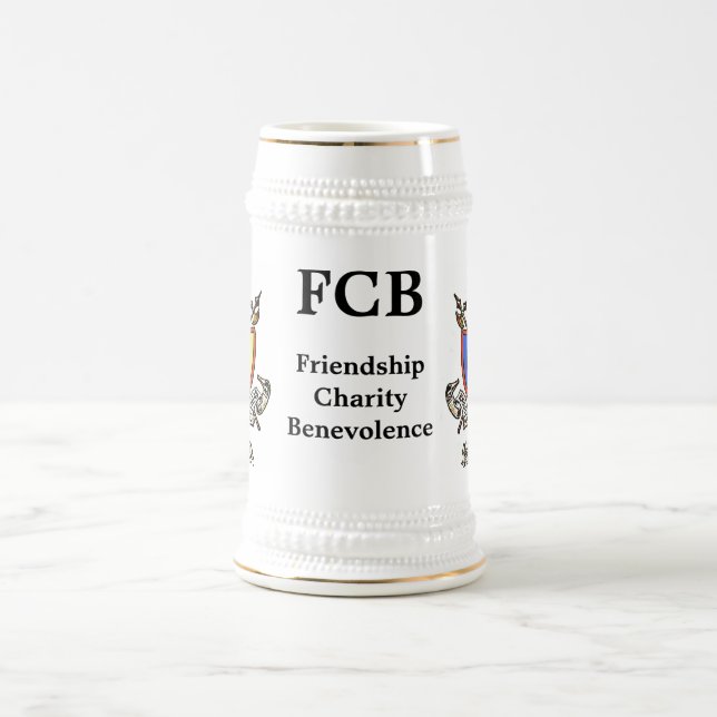 Riddare av Pythiaslogotypen Stein Sejdel (Center)