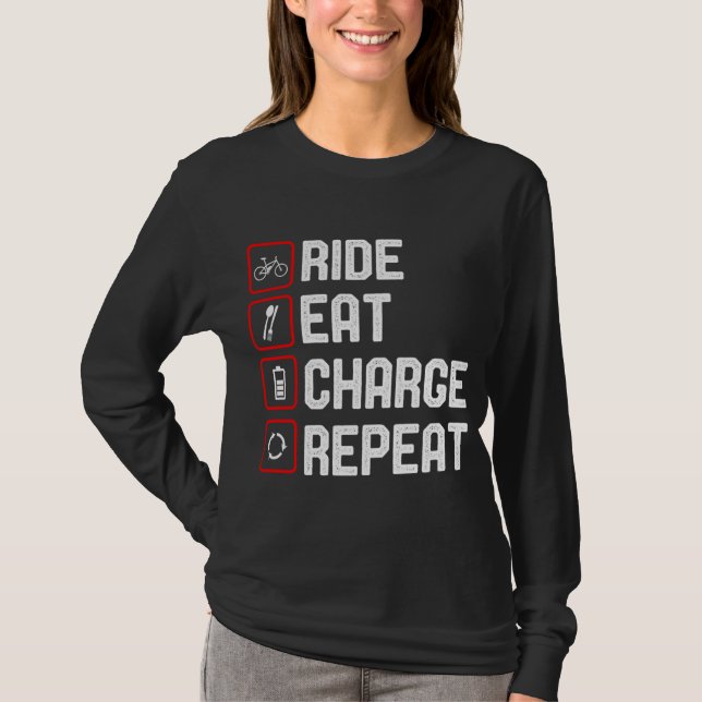 Ride Eat Charge Repeat Funny E-Bike T Shirt (Framsida)