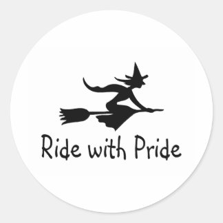 Ride med Pride Runt Klistermärke