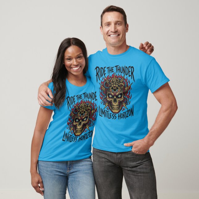 Ride The Thunder Tröja – Mekanisk Dödskalle Grafis (Unisex)