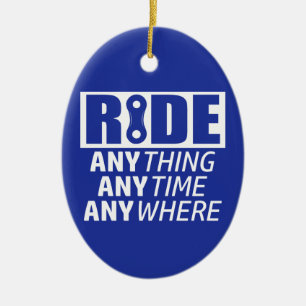 Ride, vad som helst, när som helst. julgransprydnad keramik