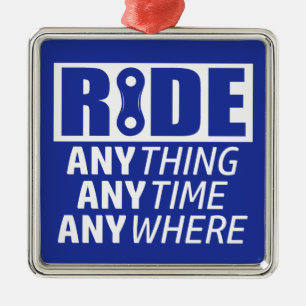 Ride, vad som helst, när som helst. julgransprydnad metall