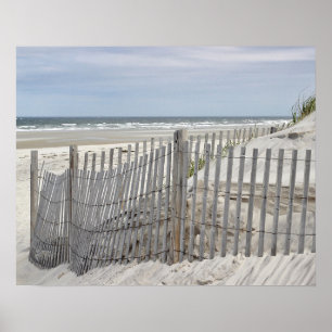 Riden ut strandstaket och havstrand poster