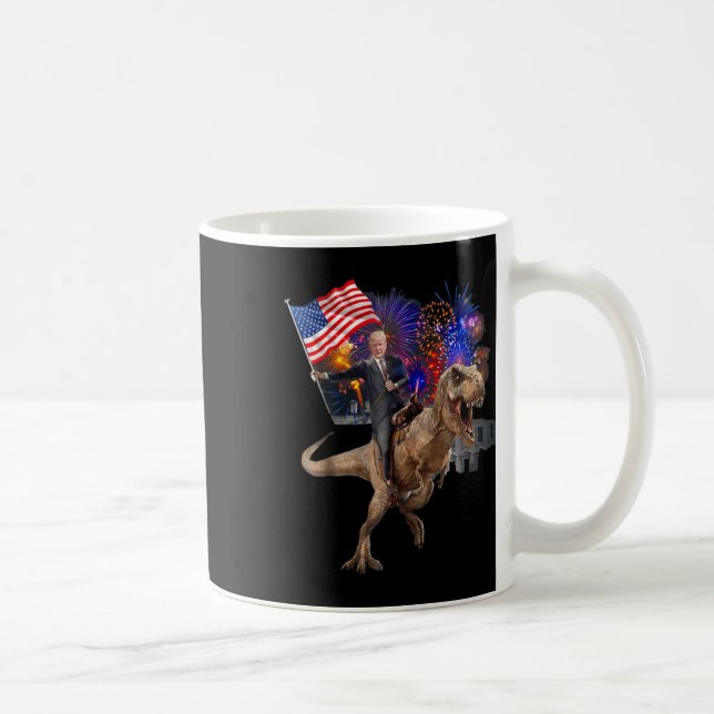 Riding A Dinosaur T-rex Suppor Trump 2020 Kaffemugg (Höger)