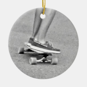 Riding the Longboard Julgransprydnad Keramik