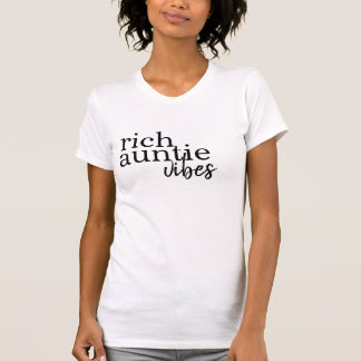 "Rik Auntie Vibes" T-shirt