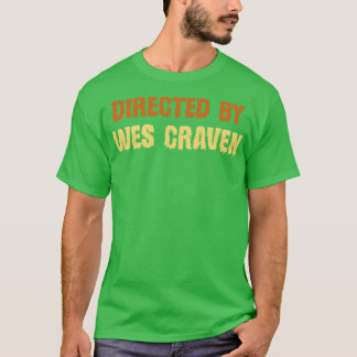 Riktad av Wes Craven Retro Text T Shirt