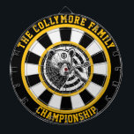 Riktad grizzly Bear Artwork Darttavla<br><div class="desc">Kraftfull cirkelformad design med en grizzlybjörn i skogen under ett visst mål.</div>