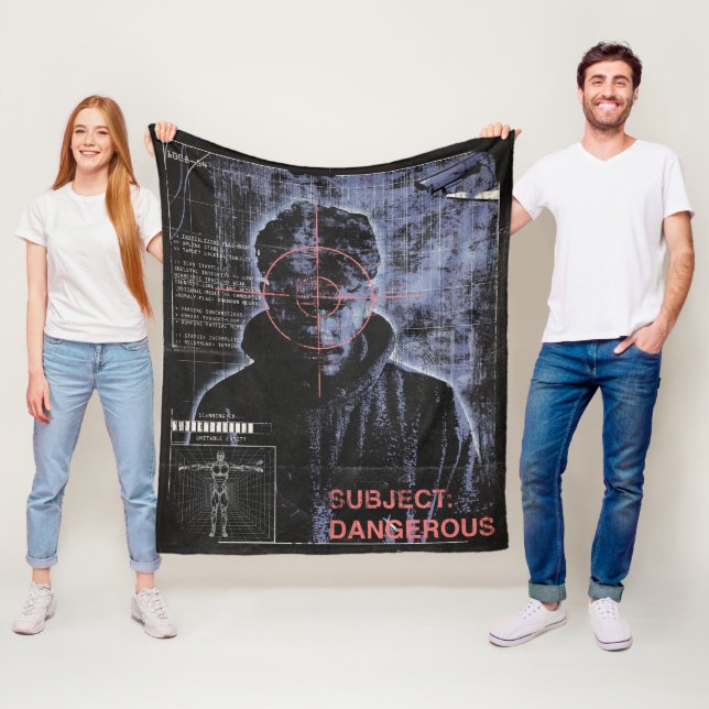 Riktad - Teknobrutalistisk Streetwear design Fleecefilt (På plats)