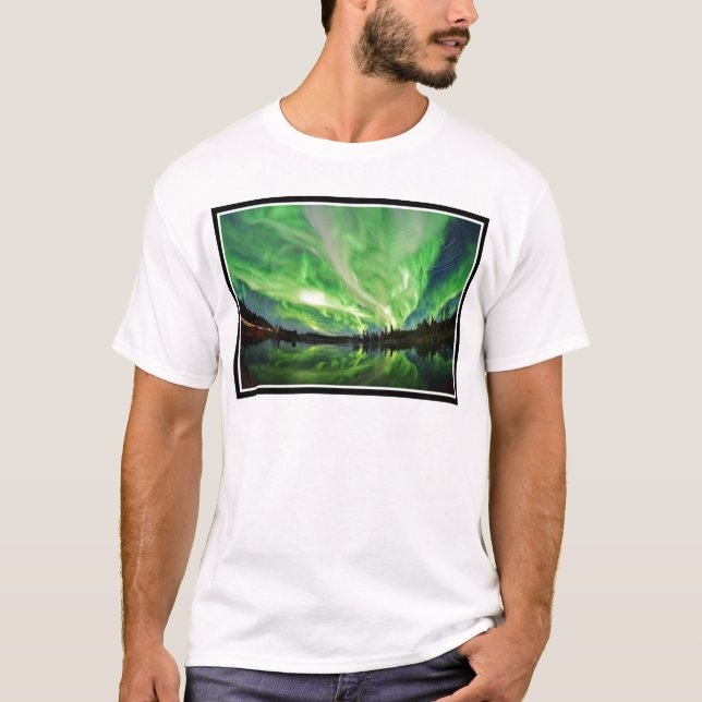 RIKTIG AURORANATT T-SHIRT (Framsida)