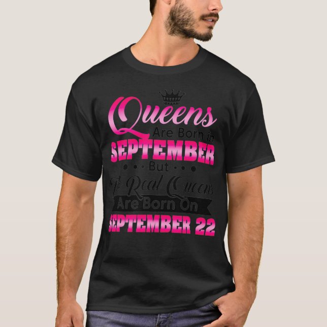 Riktiga köer föds den 22 september t shirt (Framsida)