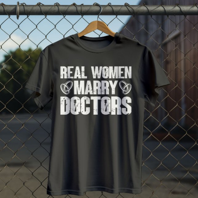 Riktiga kvinnor, Marry Läkare Funny Doktor, uppska T Shirt (Skapare uppladdad)