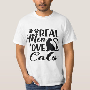 Riktiga män älskar katter t shirt