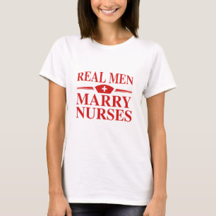 Riktiga män gifter sig med sjuksköterskor t shirt