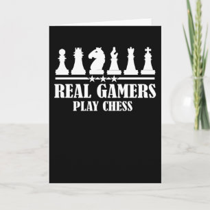 Riktiga spelare spelar schack kort