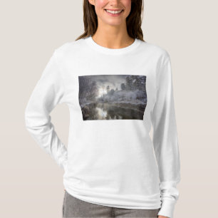 Rimfrost längs en sänka på Kelly Island T-shirt