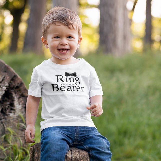 Ring Bearer Bow Tie Bröllop T Shirt (Skapare uppladdad)