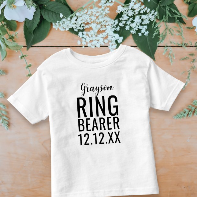Ring Bearer Bröllop Brudens sida Personlig Baby T Shirt (A cute t-shirt for your ring bearer. Just add your their name and your wedding date)