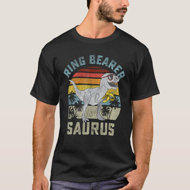 Ring Bearer Saurus Dinosaur Bröllop Rex Ring Secur T Shirt (Framsida)