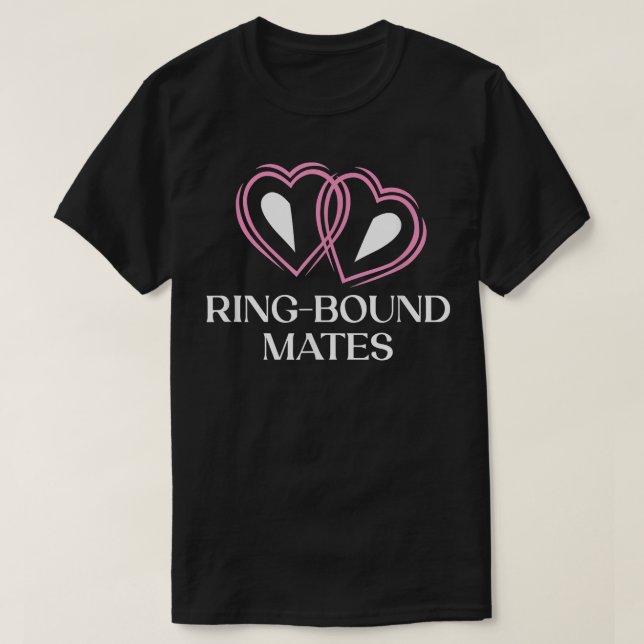Ring Bound Mates Bröllop Ord Bride och Groom Q T Shirt (Design framsida)