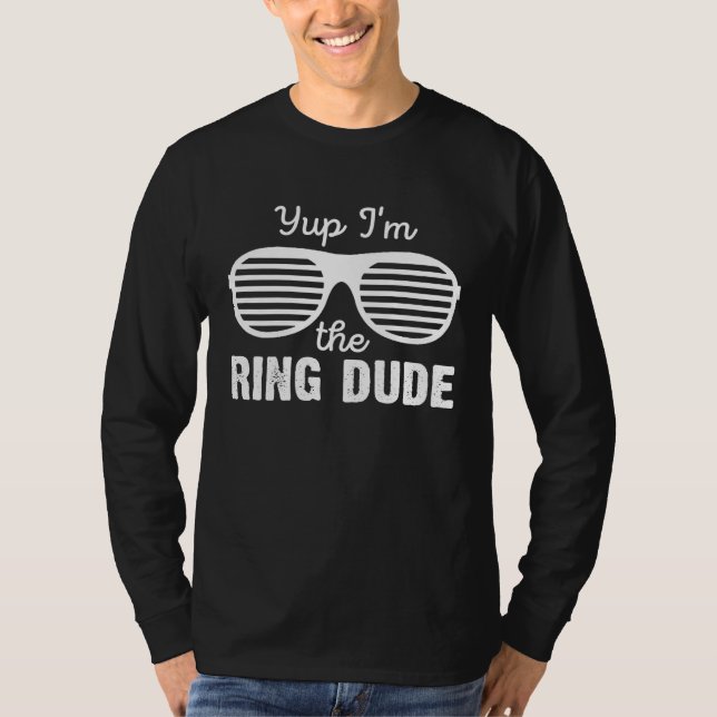 ring säkerhet för pojke ringbärare Bröllop T Shirt (Framsida)