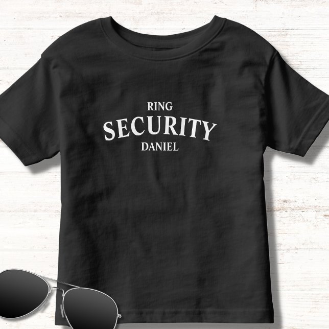 Ring Security Ring Bearer Namn T Shirt (Skapare uppladdad)