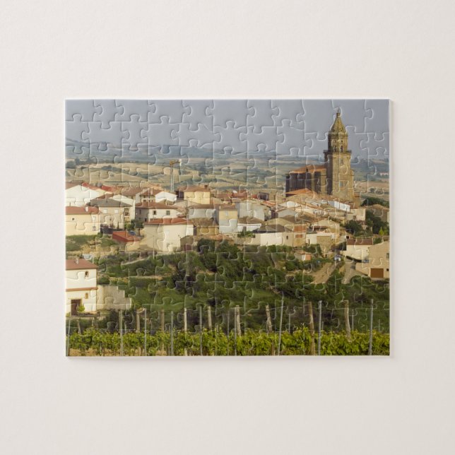 Ringar av druvvin i förgrunden ram pussel (Horisontell)