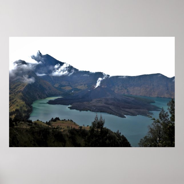 Rinjani Crater Poster (Framsidan)
