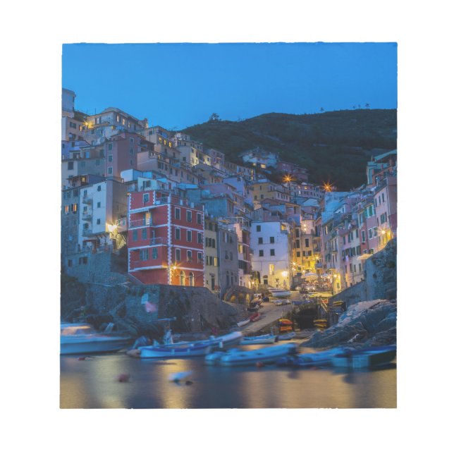 Riomaggiore på natten Cinque Terre Liguria Italien Anteckningsblock (Framsida)