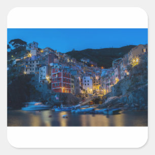 Riomaggiore på natten Cinque Terre Liguria Italien Fyrkantigt Klistermärke
